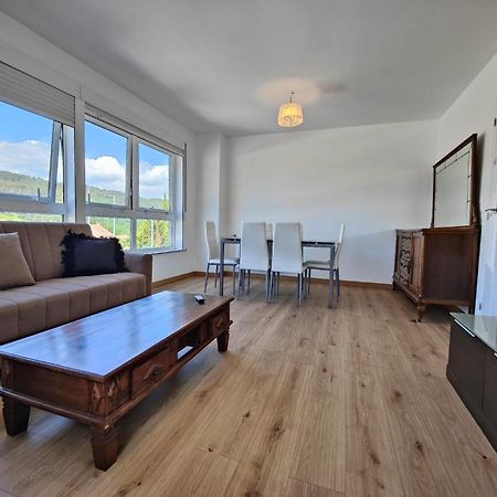 Chalet Con Wifi , Ps4 , Garaje, 5 Dormitorios, 3 Banos, Сантяго де Компостела Екстериор снимка