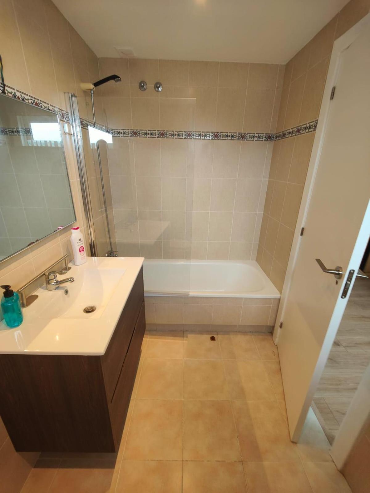 Chalet Con Wifi , Ps4 , Garaje, 5 Dormitorios, 3 Banos, Сантяго де Компостела Екстериор снимка